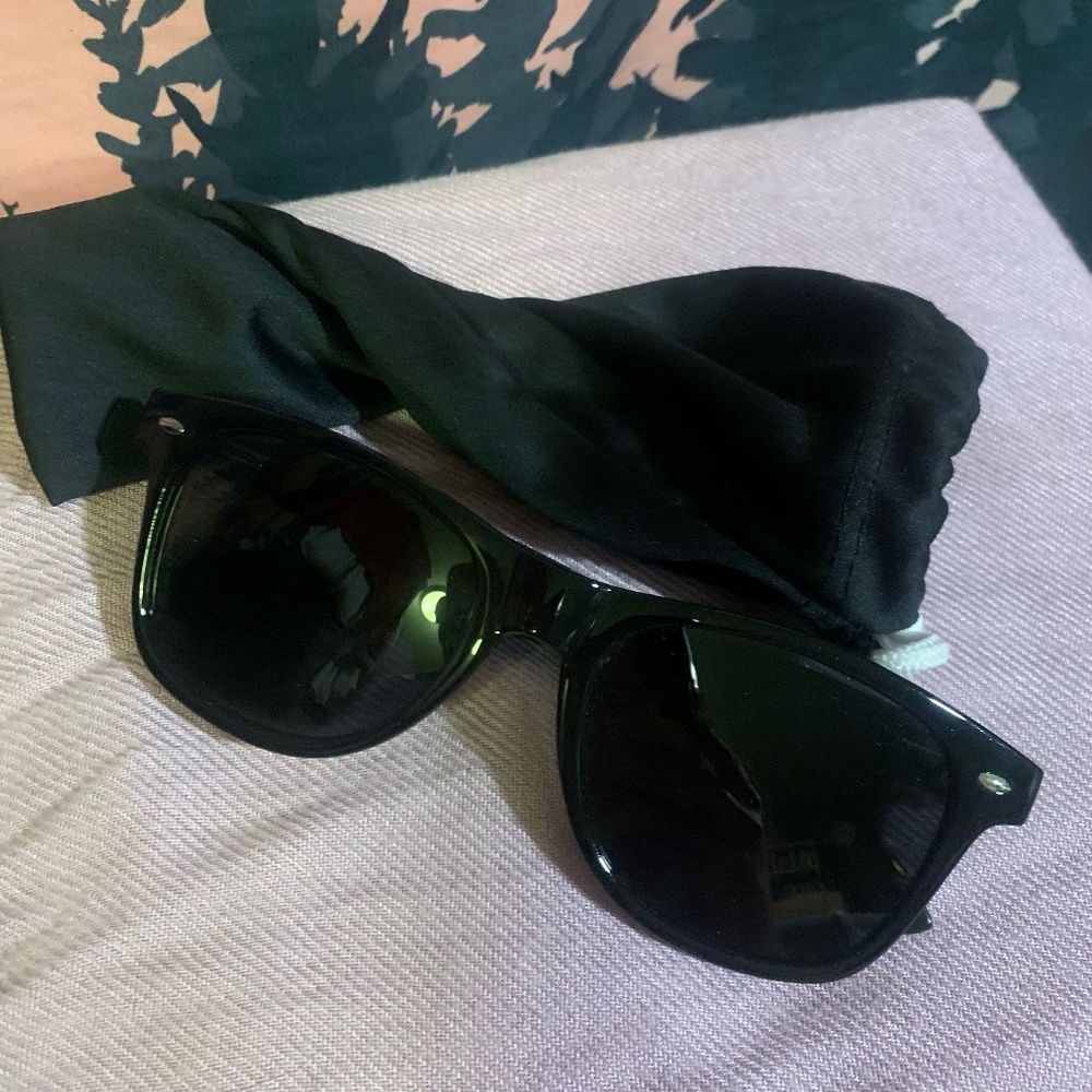 5 for $25 sale!! Woodies Ebony Wood Polarized Sunglasses